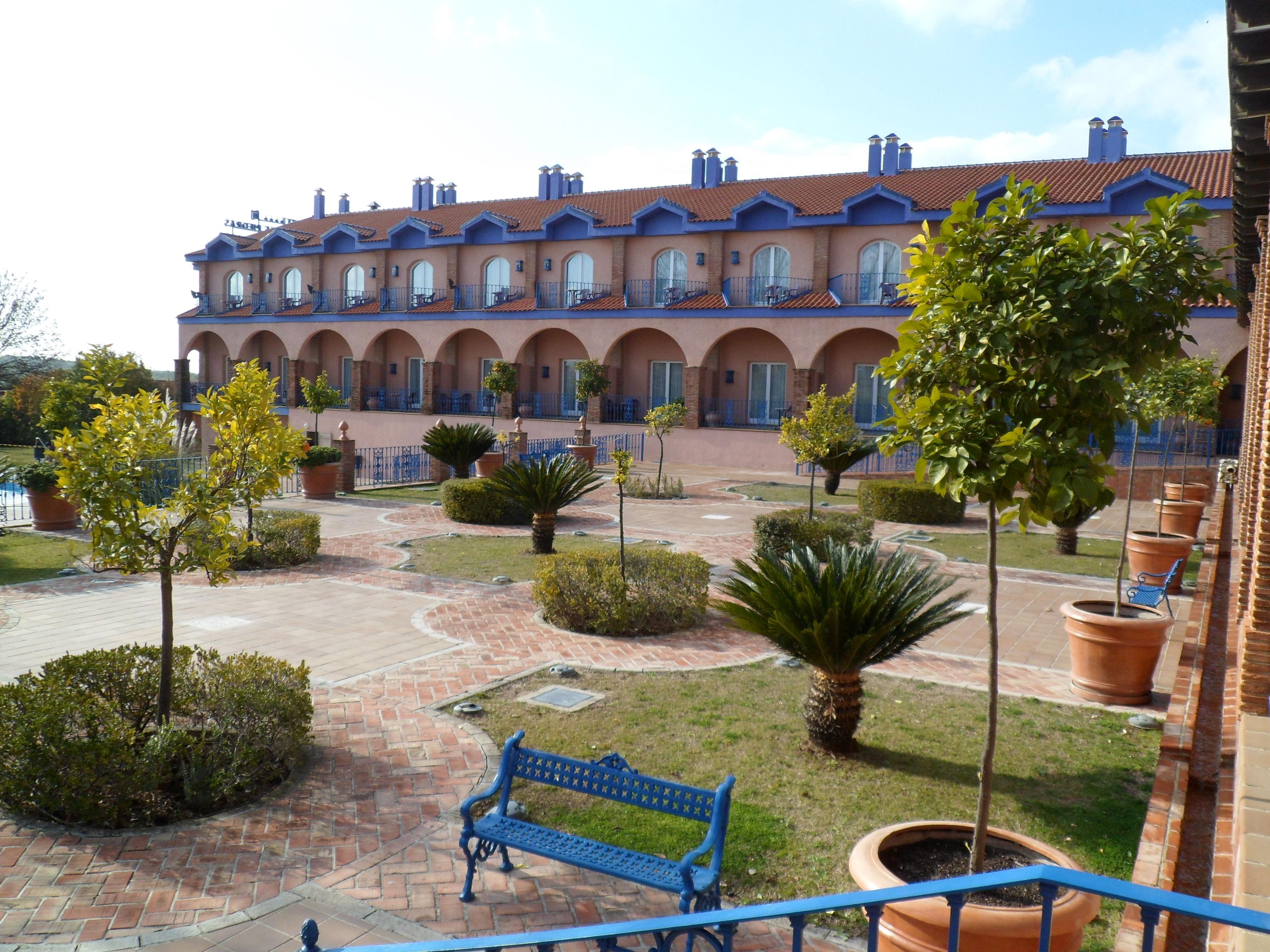 MS Fuente Las Piedras Cabra Exterior foto
